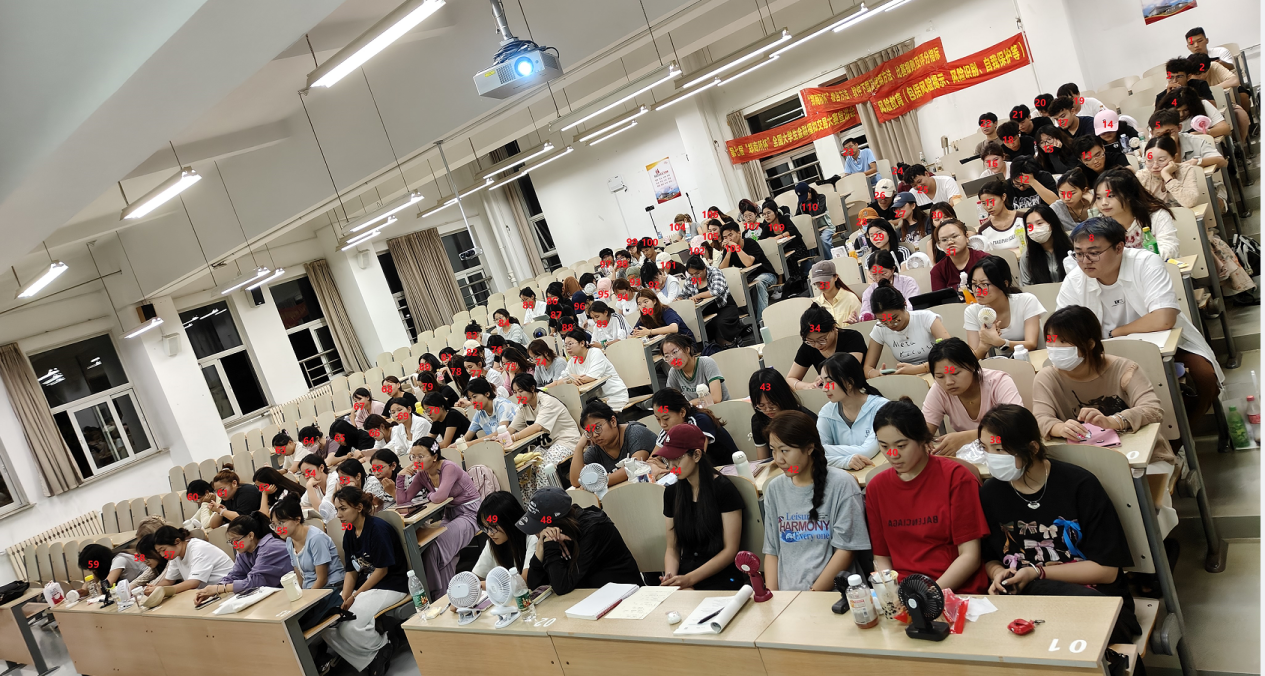 期貨知識進校園” 暨第七屆“鄭商所杯”全國大學(xué)生金融模擬交易大賽宣講會 新聞稿